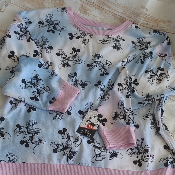 Disney Other - Disney Sleepwear Top Mickey Long Sleeve Large